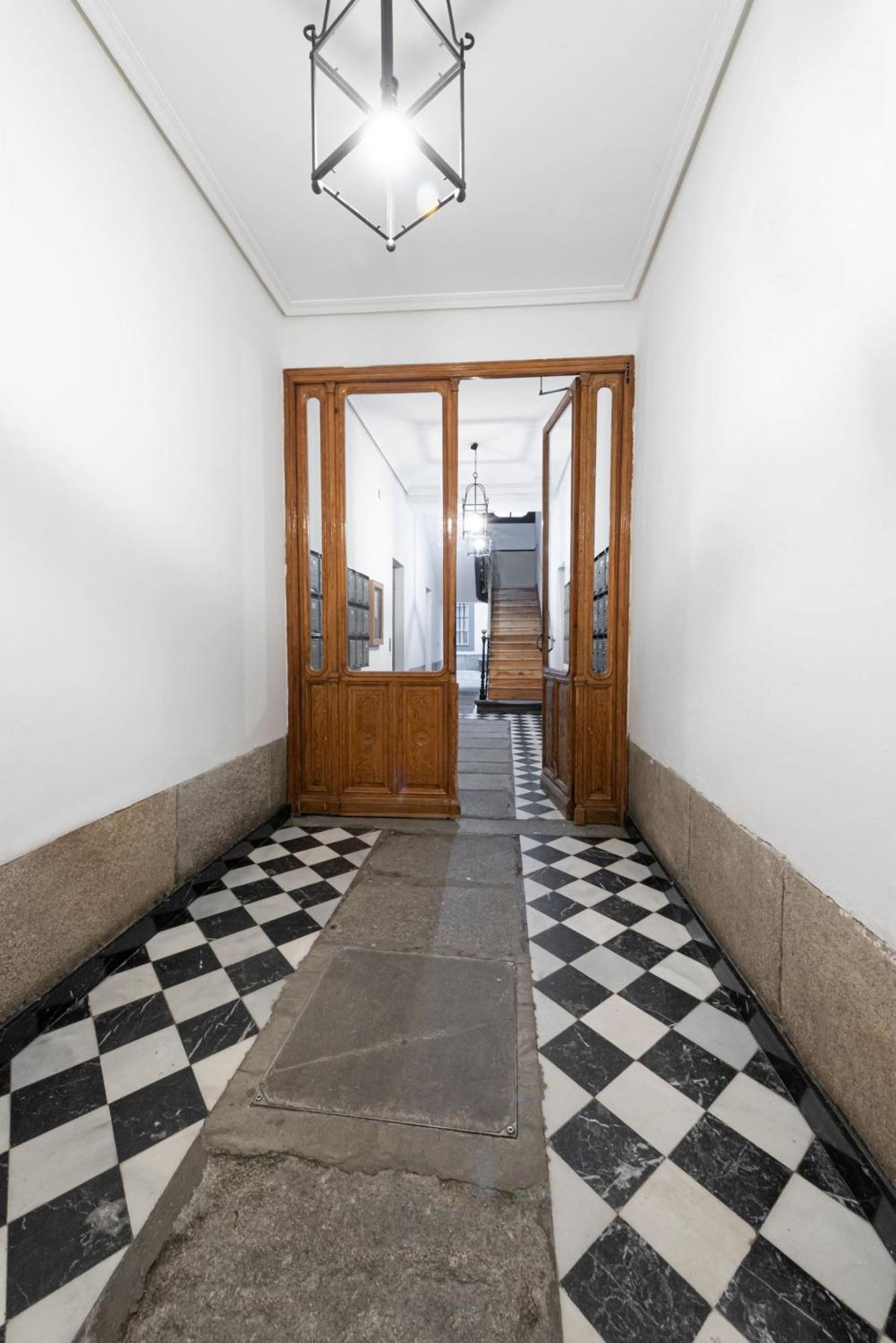 Apartamentos Day Madrid Luna Centro Gran Via Sol Malasana Exterior foto